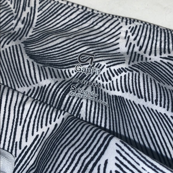 GapFit Eclipse Leggings - Picture 2 of 3